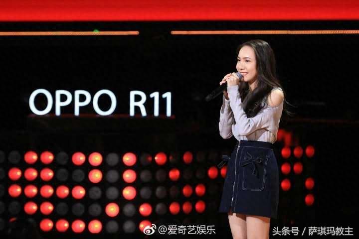 《中国新歌声》星海小师妹于梓贝演绎《模特》，唱得不如汪晨蕊，但好在长得漂亮