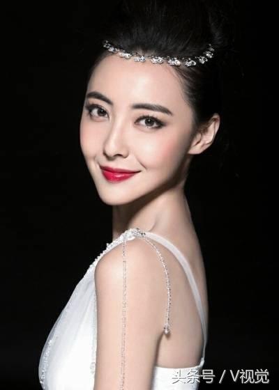 《最佳前男友》中的十二位女演员