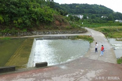 ​中国乡村旅游模范村：湖北宜昌市夷陵区官庄村