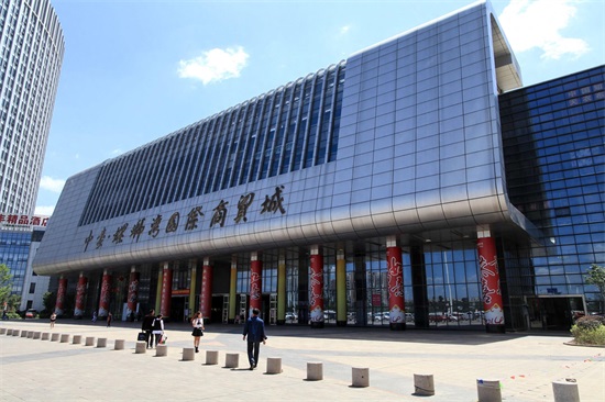 昆明新螺蛳湾商贸城 东南亚最大的批发零售市场