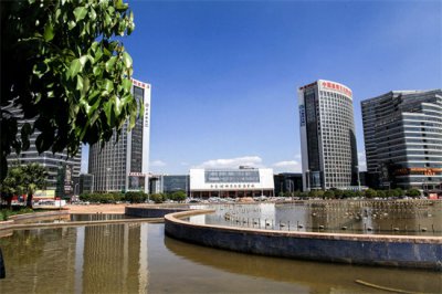 ​昆明新螺蛳湾商贸城 东南亚最大的批发零售市场