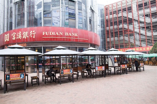 昆明新螺蛳湾商贸城 东南亚最大的批发零售市场