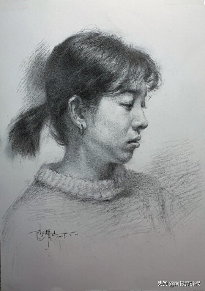 非常唯美的小姐姐人物肖像素描画，值得收藏学习