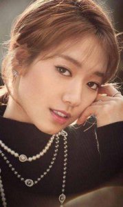 ​韩星崔泰俊在节目中分享与妻子朴信惠的婚姻故事