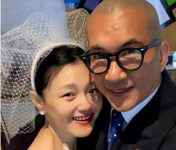 ​小S活力热舞亮相萧敬腾婚礼大S与具俊晔低调出席